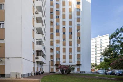 House and surroundings