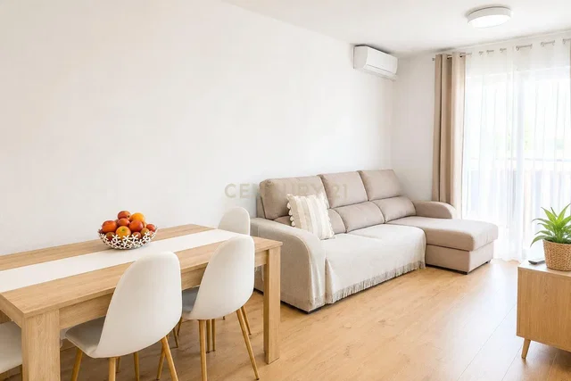 Wohnzimmer; tageslicht, holzboden, moderner stil