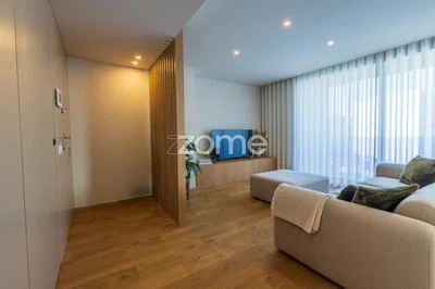Salon; parquet, lumière naturelle