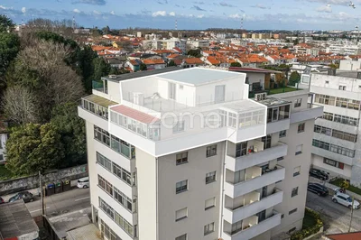 Maison et environs; vue