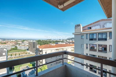 Balcon; vue, lumière naturelle