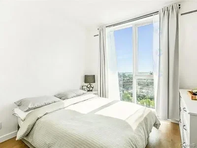 Chambre; vue, lumière naturelle