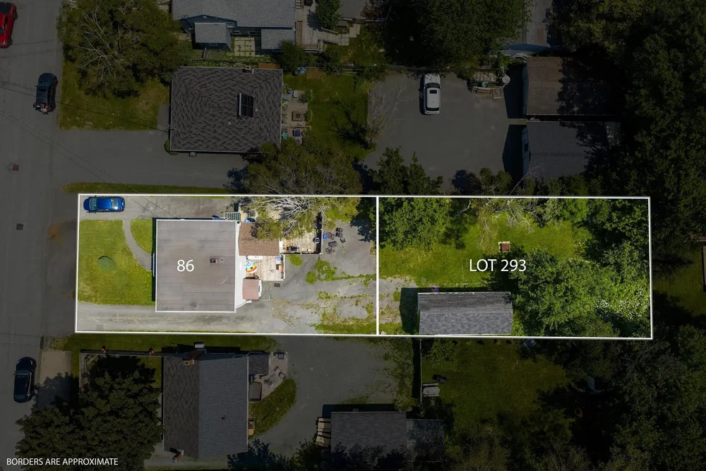 House and surroundings