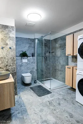 Bathroom; tile floor, natural light