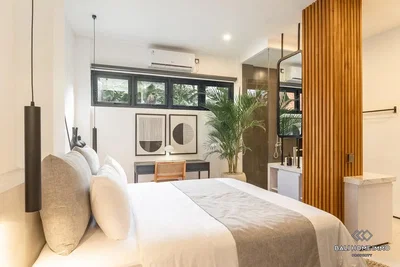 Schlafzimmer; tageslicht, moderner stil, renoviert