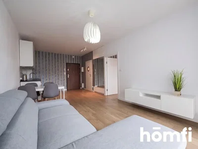 Wohnzimmer; tageslicht, holzboden, moderner stil