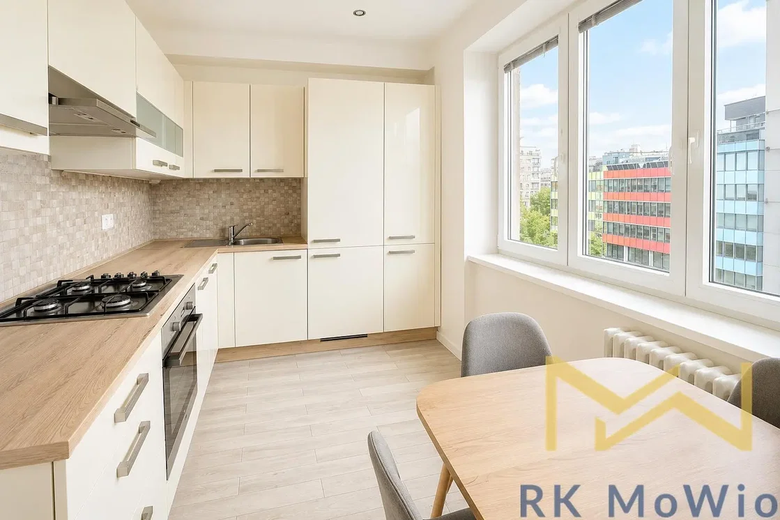 Cucina; elettrodomestici, vista, luce naturale, pavimento in legno, ristrutturato
