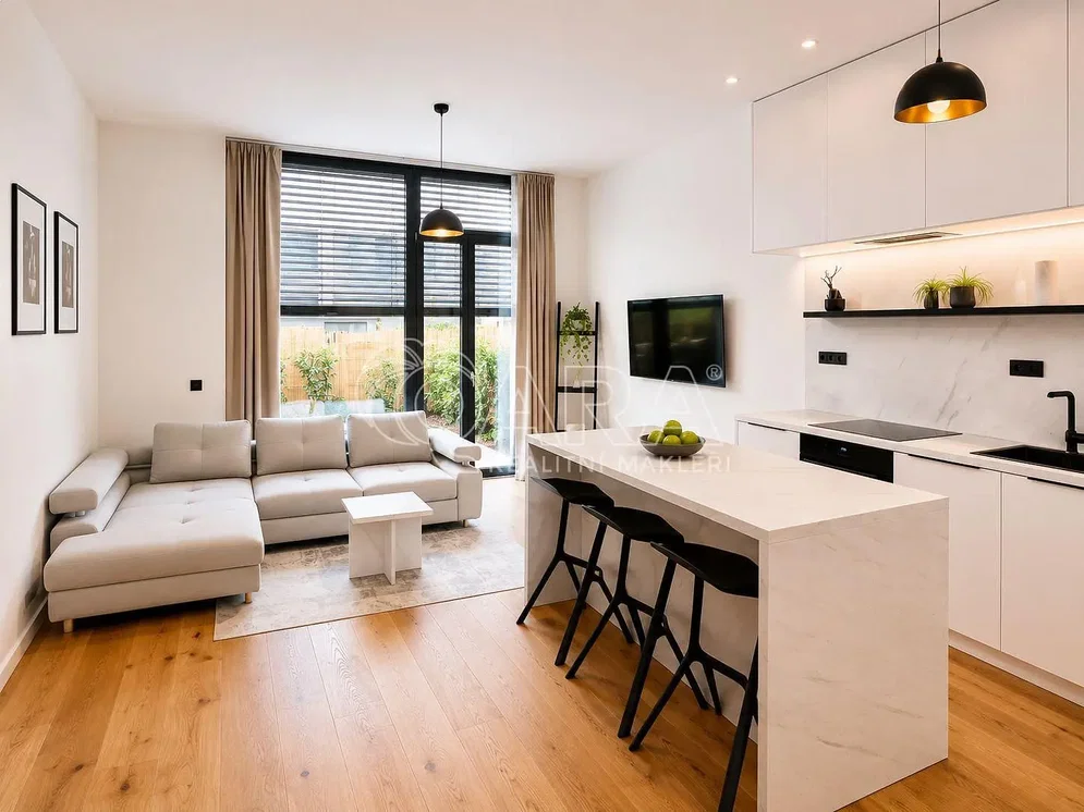 Soggiorno; vista, elettrodomestici, pavimento in legno, luce naturale, stile moderno