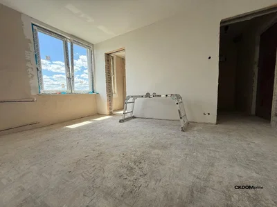 Other; natural light, needs renovation