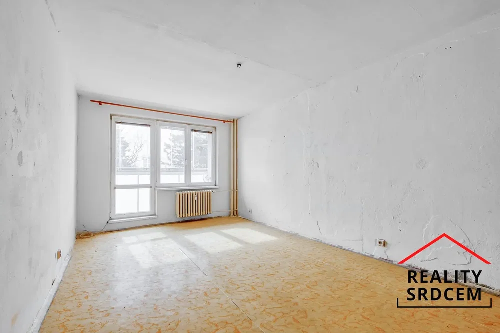 Ostalo; potrebna renovacija, prirodno svjetlo