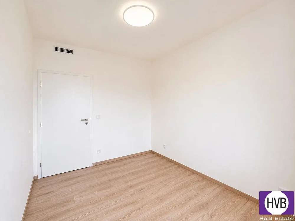 Bedroom; wood floor, natural light