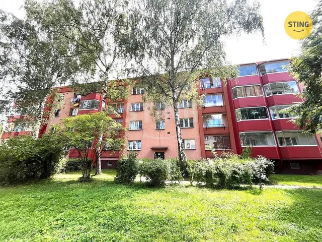 House and surroundings