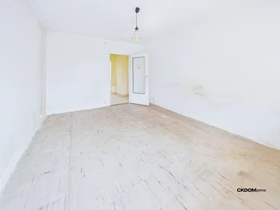 Ostatní; nutná rekonstrukce, přirozené světlo