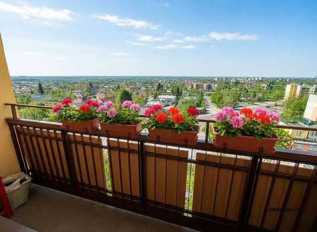 Balkon; pogled, prirodna svjetlost