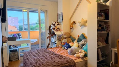 Chambre; lumière naturelle, style moderne