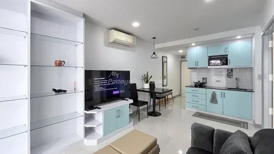 Sala de estar; eletrodomésticos, luz natural, estilo moderno