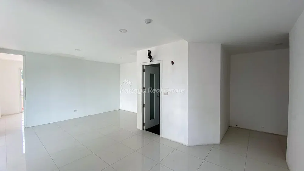 Living room; tile floor, natural light