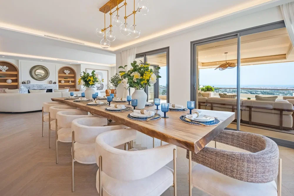 Dining room; view, wood floor, natural light, modern style