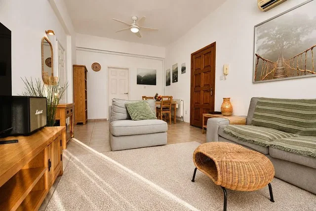 Living room; natural light, modern style