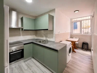 Kitchen; kitchen appliances, tile floor