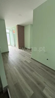 أخرى; أرضية خشبية, ضوء طبيعي