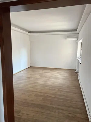 Bedroom; wood floor, natural light