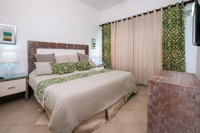 Schlafzimmer; tageslicht, moderner stil