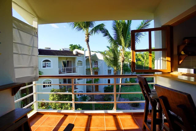Balkon; fliesenboden, tageslicht, blick