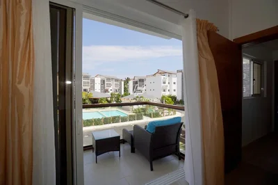 Balcone; vista, luce naturale