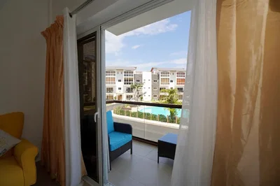 Balcone; vista, luce naturale