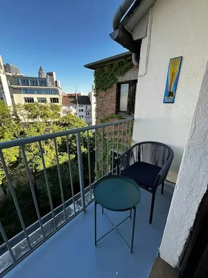 Balkon; pogled, prirodna svjetlost