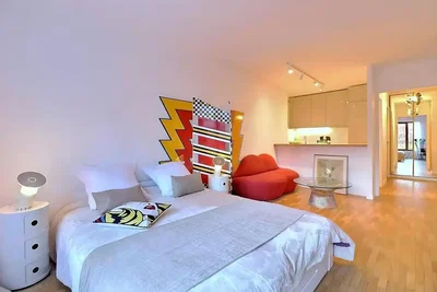 Bedroom; wood floor, natural light