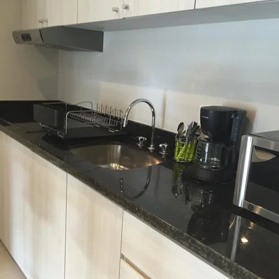 Cuisine; électroménager, carrelage