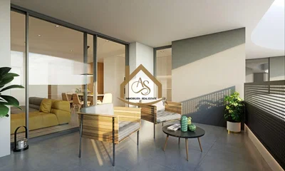 Balcone; luce naturale, pavimento in piastrelle, vista