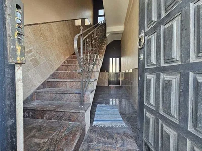 Остало; плочице, потребна реновација