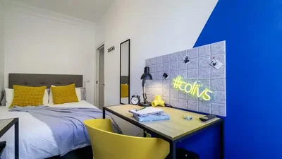 Schlafzimmer; tageslicht, moderner stil