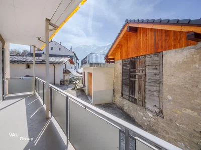 Terrace; view, natural light