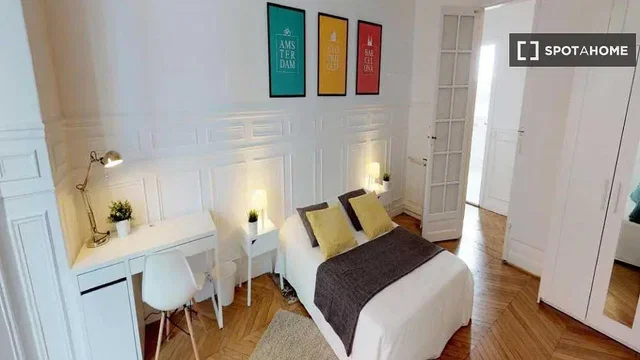 Schlafzimmer; tageslicht, moderner stil