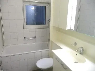 Salle de bain; carrelage, lumière naturelle