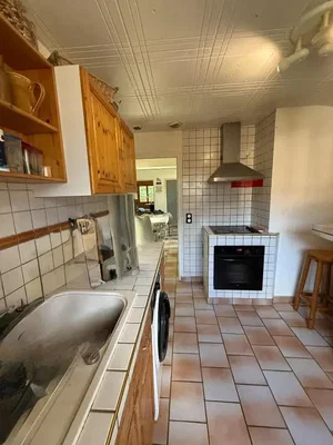 Kuhinja; pločice, kuhinjski aparati