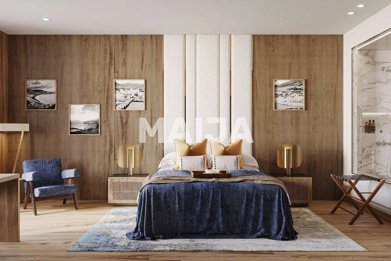 Yatak odası; modern stil, ahşap zemin, doğal ışık, tadilatlı