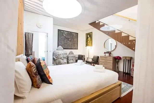 Schlafzimmer; tageslicht, moderner stil