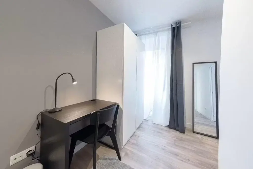Bedroom; wood floor, natural light
