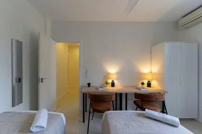 Schlafzimmer; tageslicht, moderner stil