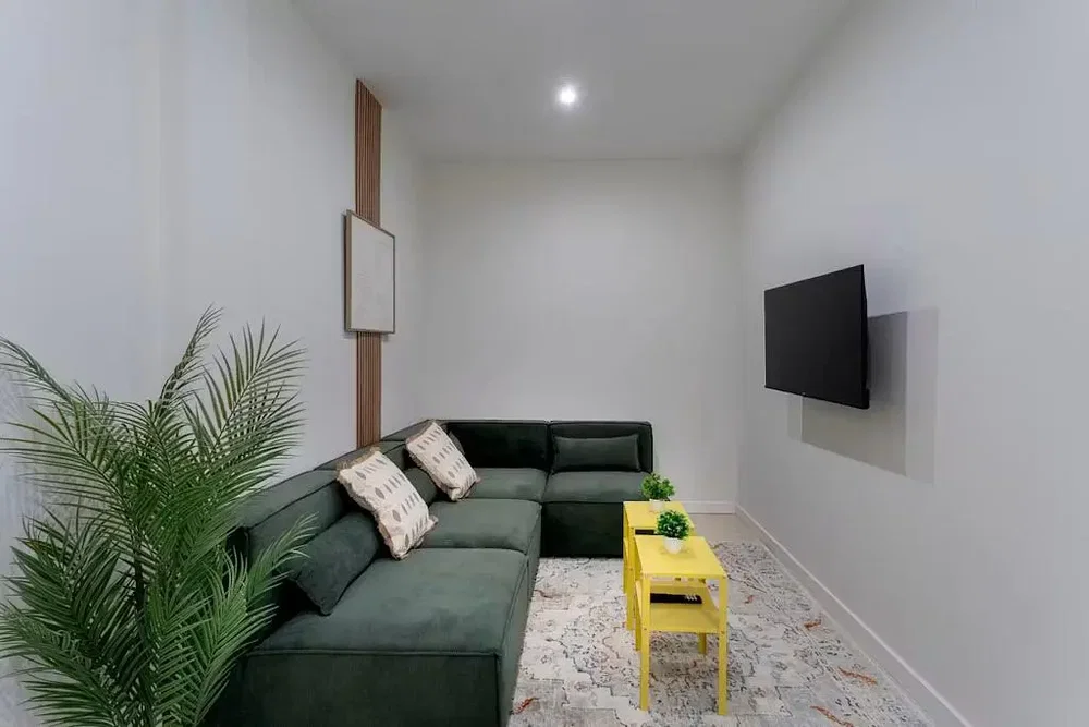 Soggiorno; luce naturale, stile moderno