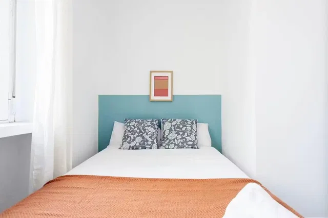 Dormitorio; luz natural, estilo moderno