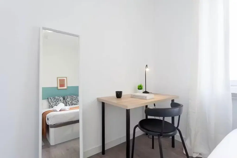 Quarto; luz natural, estilo moderno