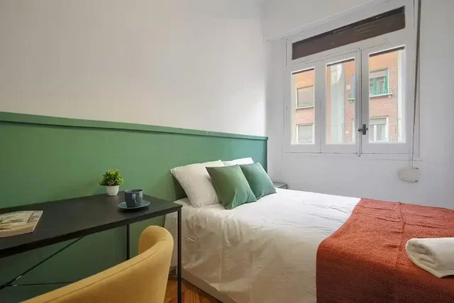 Dormitorio; luz natural, estilo moderno