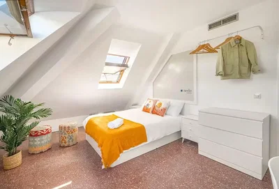 Quarto; luz natural, estilo moderno