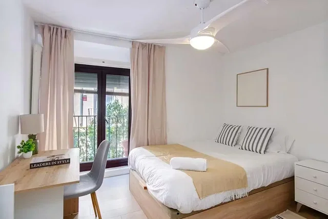 Dormitorio; luz natural, estilo moderno